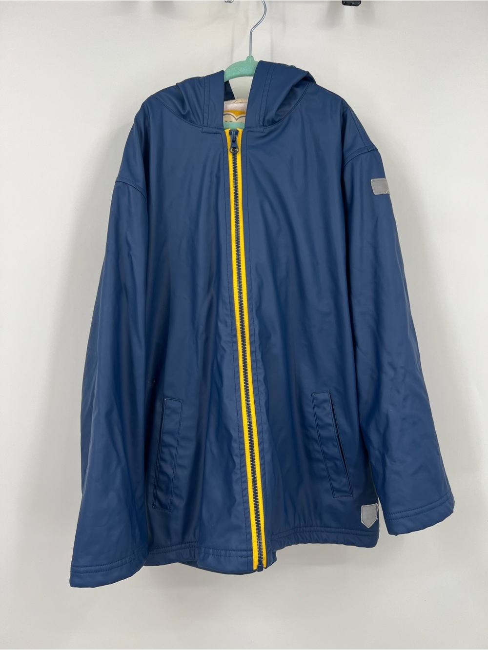 Hatley Navy Raincoat with Yellow Zip for Kids - Picture 2 of 6